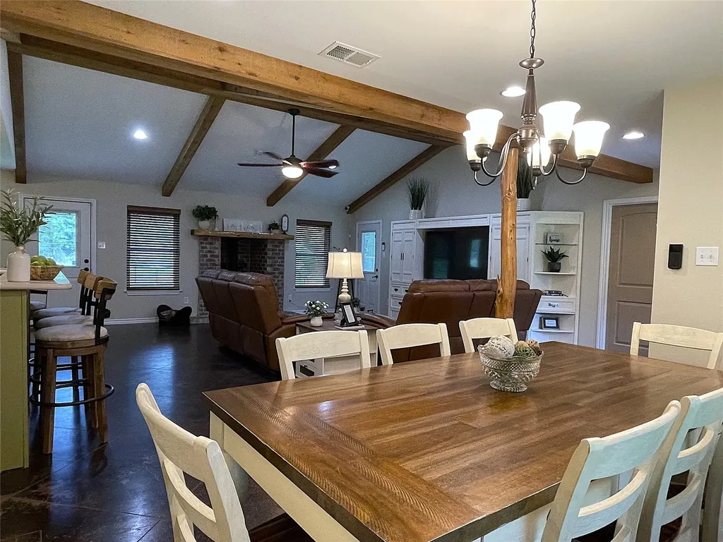 109 Private Road 916 Fairfield TX 75840