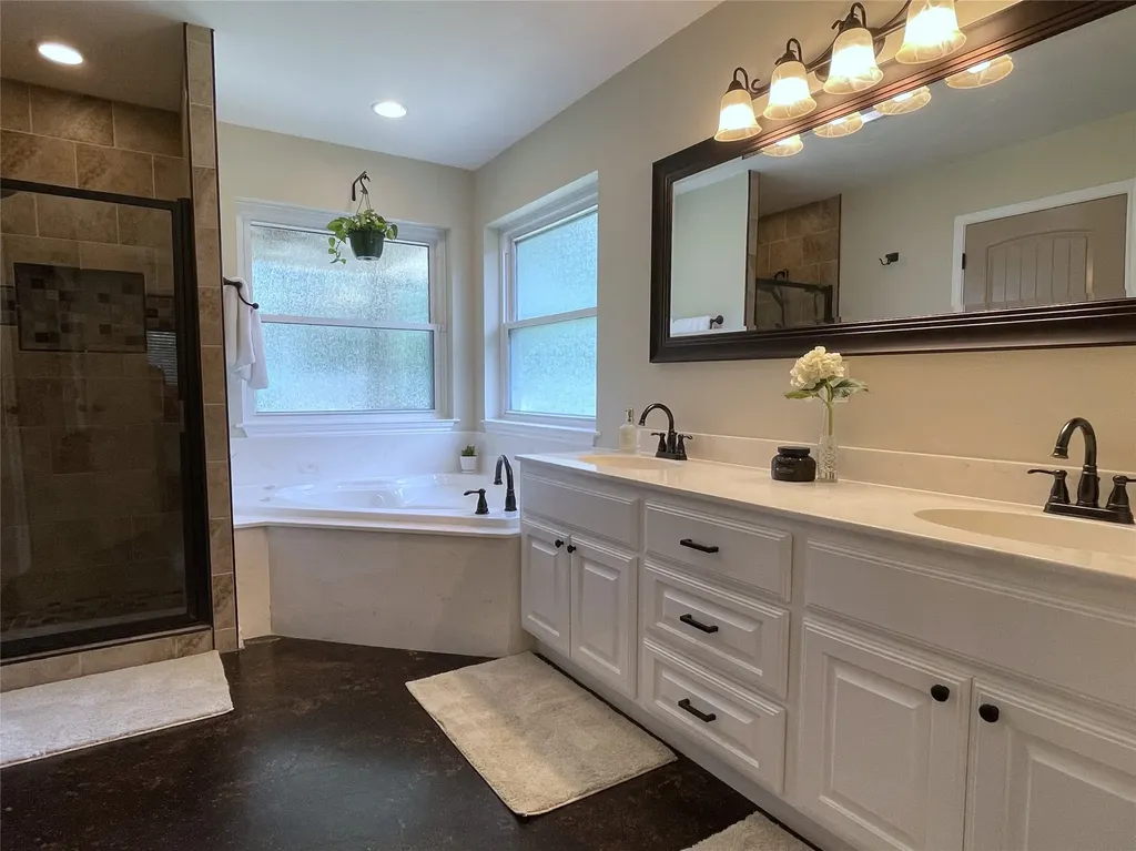 109 Private Road 916 Fairfield TX 75840