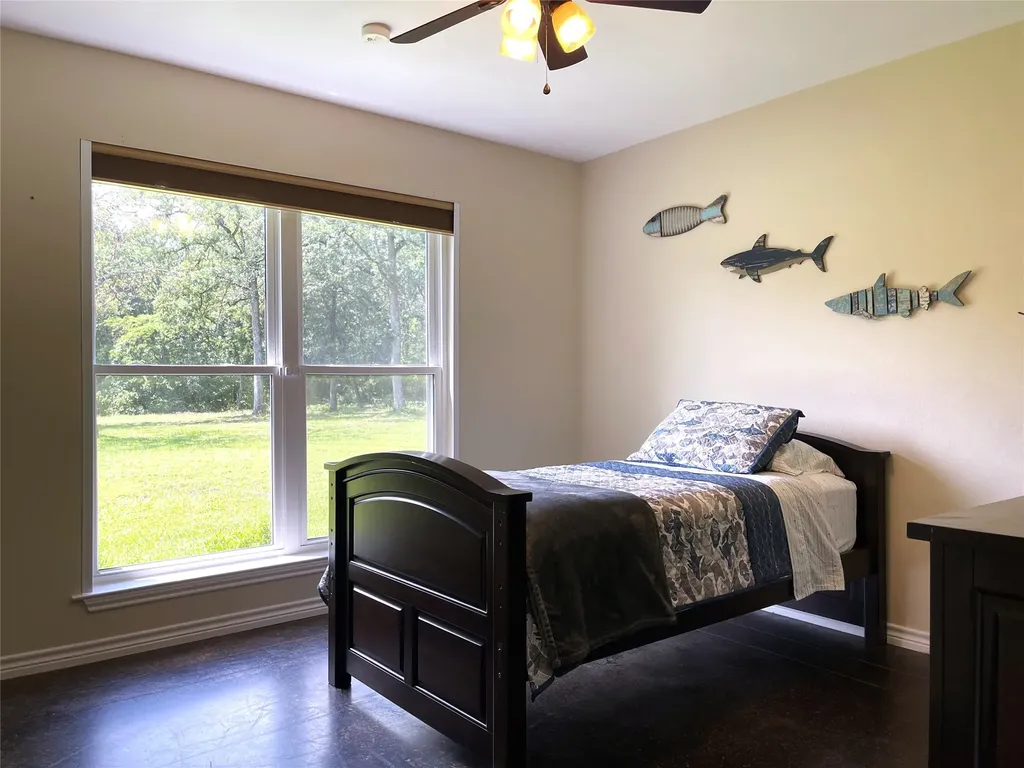 109 Private Road 916 Fairfield TX 75840