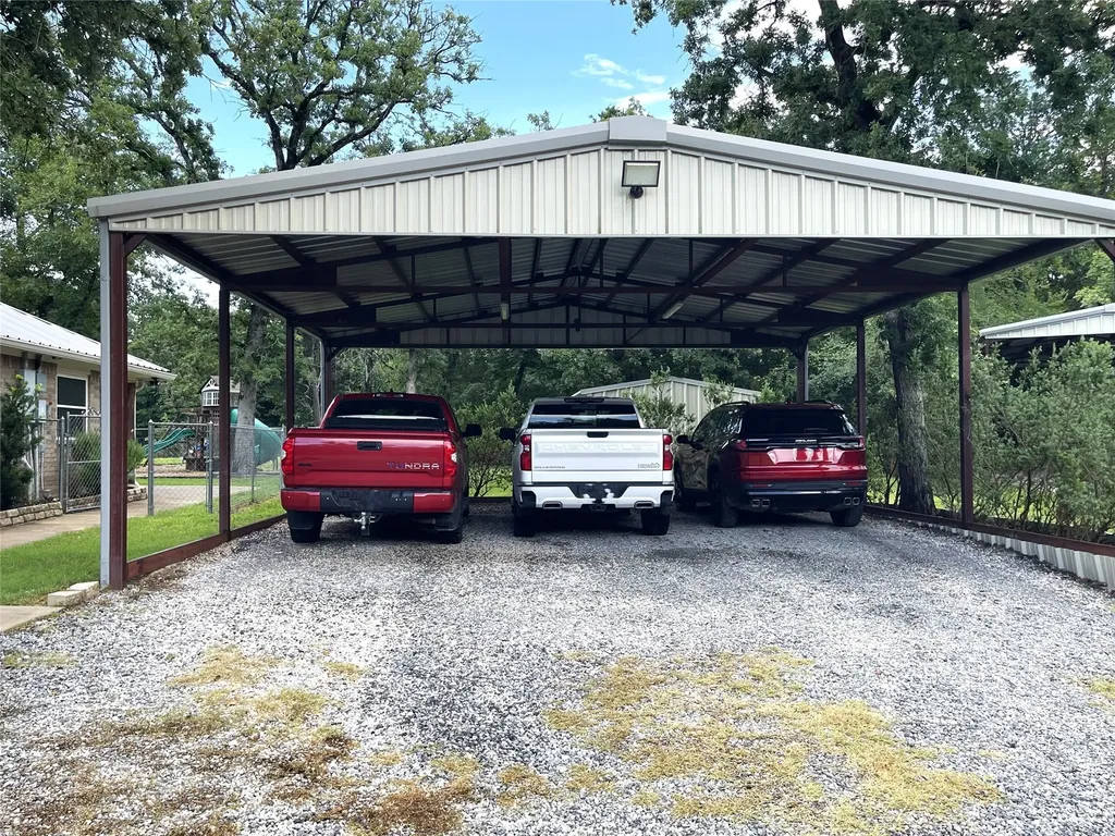 109 Private Road 916 Fairfield TX 75840