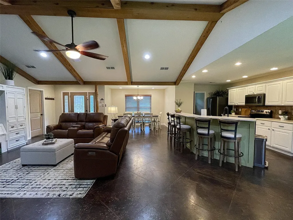 109 Private Road 916 Fairfield TX 75840
