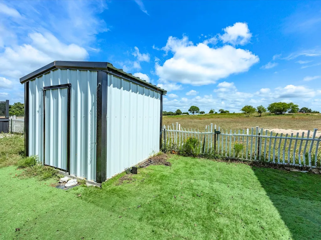 828 Wilson Road Perrin TX 76486
