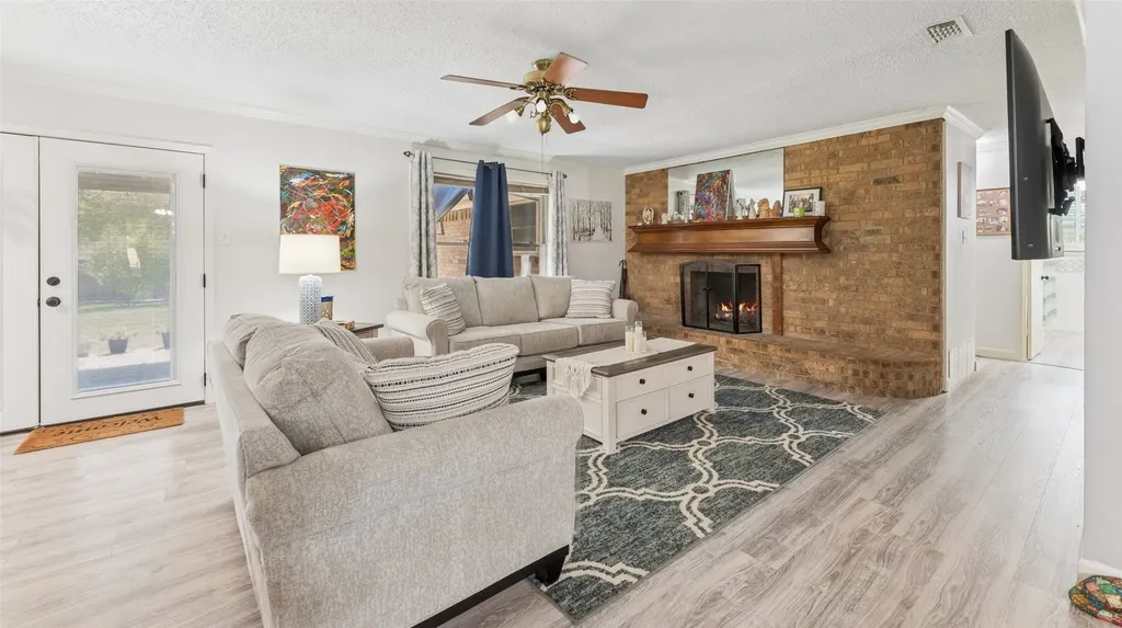 1608 Wade Drive Bedford TX 76022