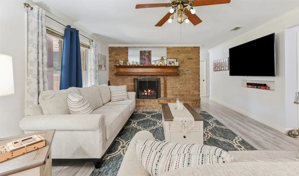 1608 Wade Drive Bedford TX 76022