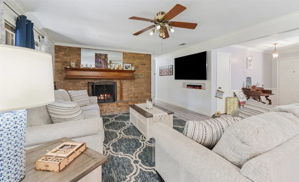 1608 Wade Drive Bedford TX 76022