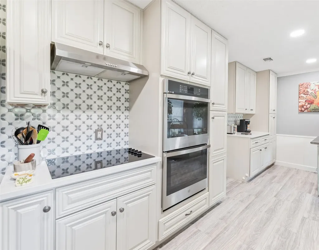 1608 Wade Drive Bedford TX 76022
