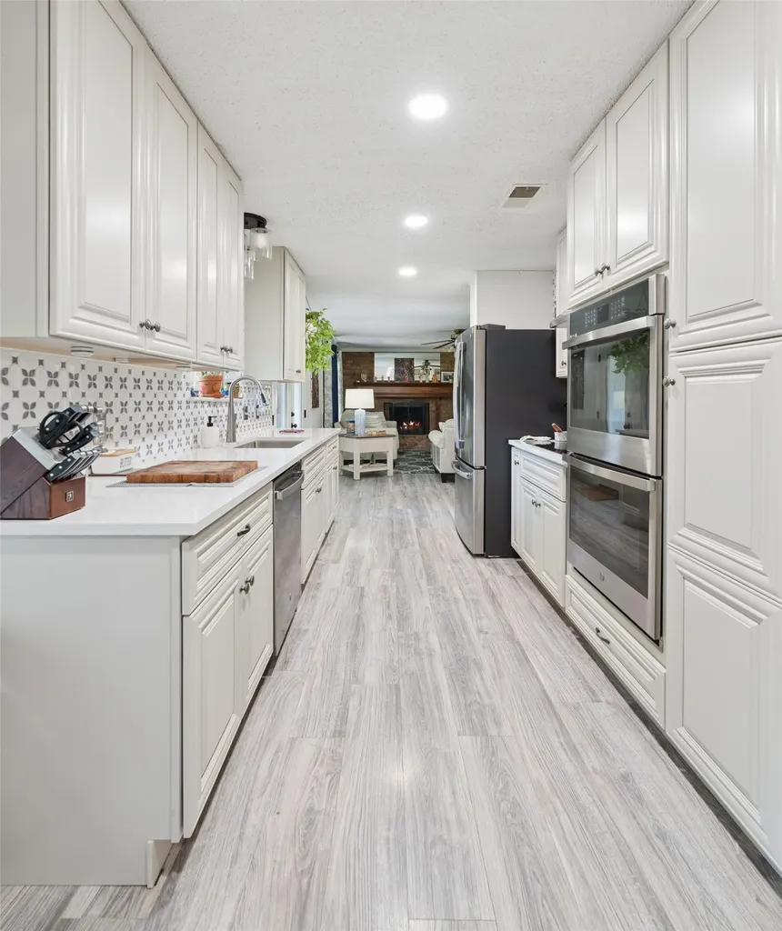 1608 Wade Drive Bedford TX 76022