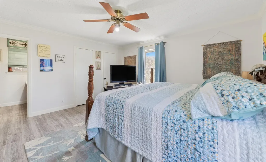 1608 Wade Drive Bedford TX 76022