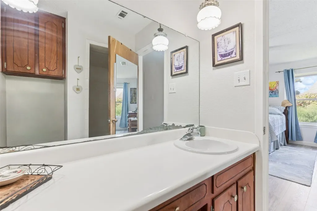 1608 Wade Drive Bedford TX 76022