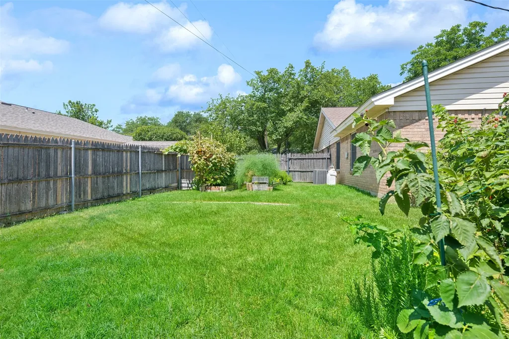 1608 Wade Drive Bedford TX 76022