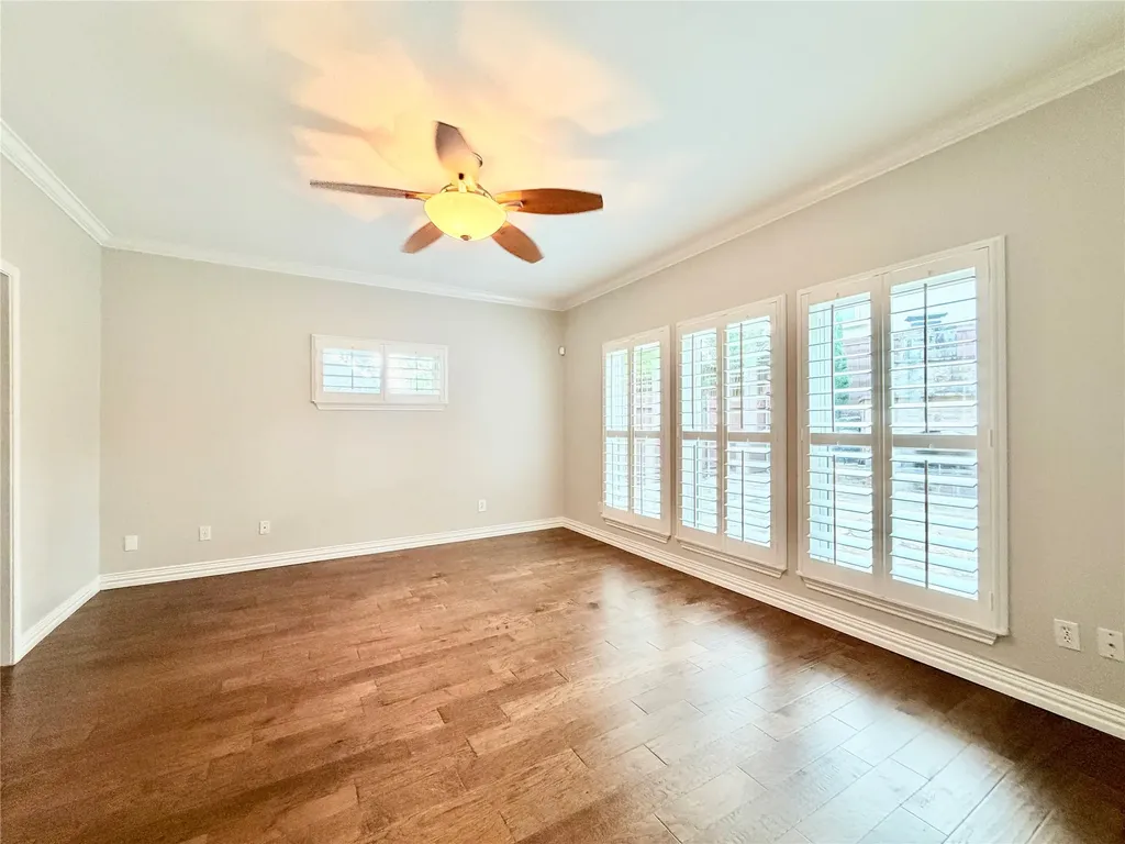 2937 Sweet Briar Street Grapevine TX 76051