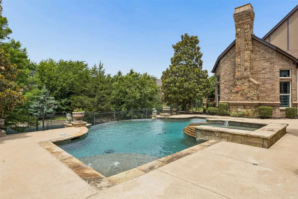 5804 Chalford Common Colleyville TX 76034