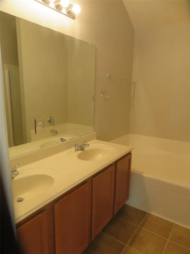 1861 Serena Drive Lancaster TX 75134