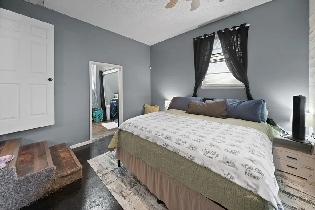 403 Ridgewood Palestine TX 75803