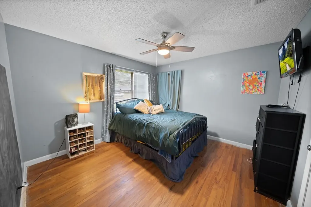 403 Ridgewood Palestine TX 75803