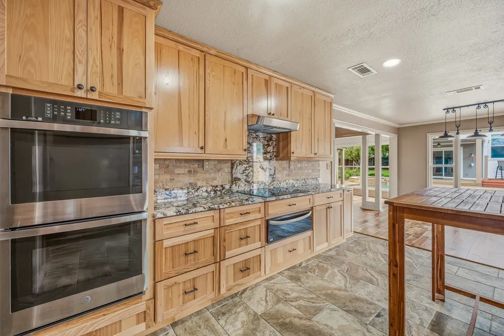 5614 Hondo Drive De Cordova TX 76049