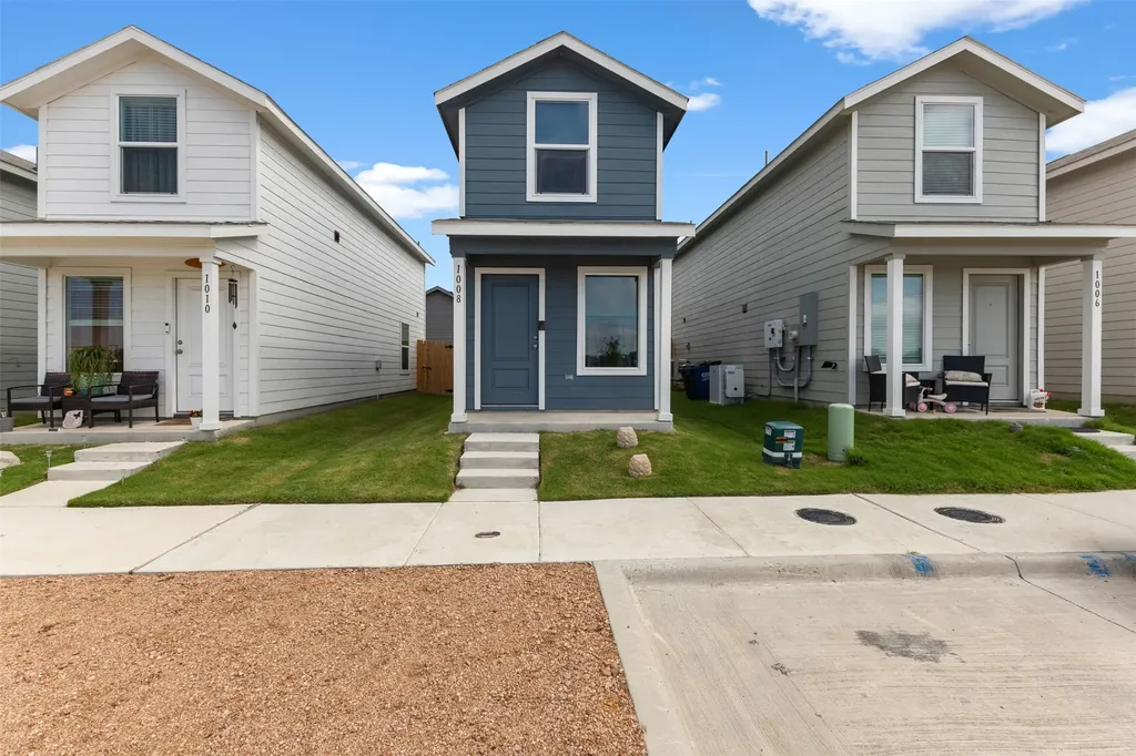 1008 Robin Hill Lane Princeton TX 75407