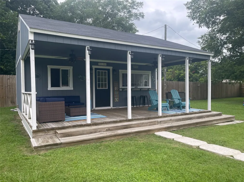 1209 China Street Teague TX 75860