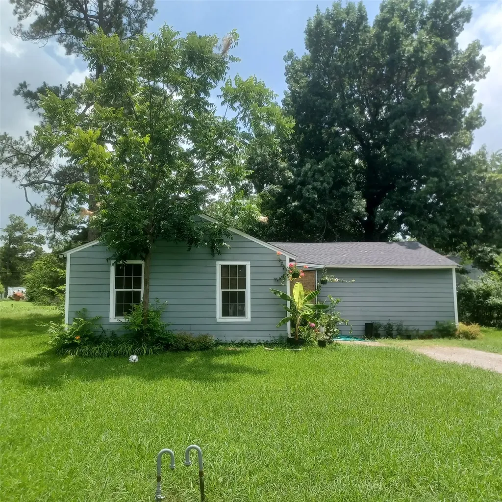 1309 S 5th Street Bonham TX 75418