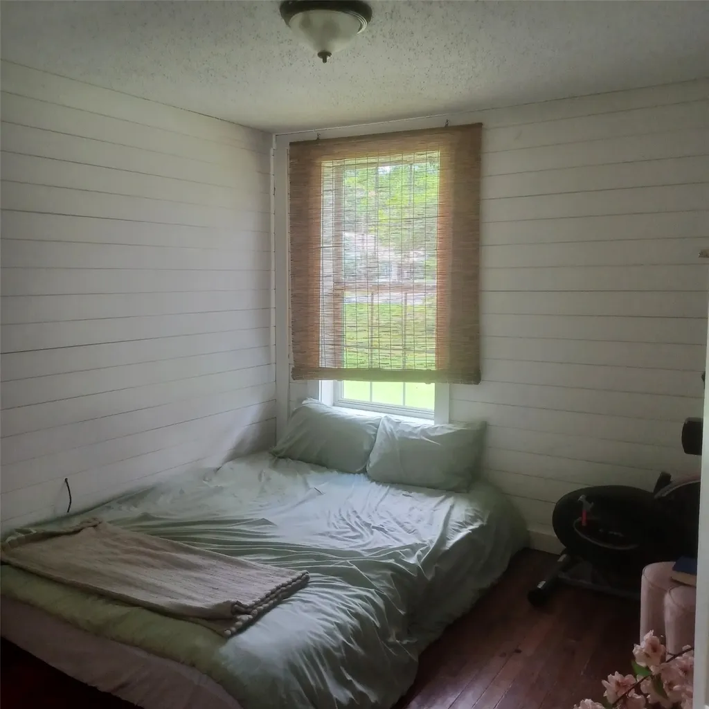 1309 S 5th Street Bonham TX 75418
