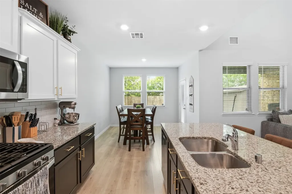 161 Mockingbird Way Caddo Mills TX 75135