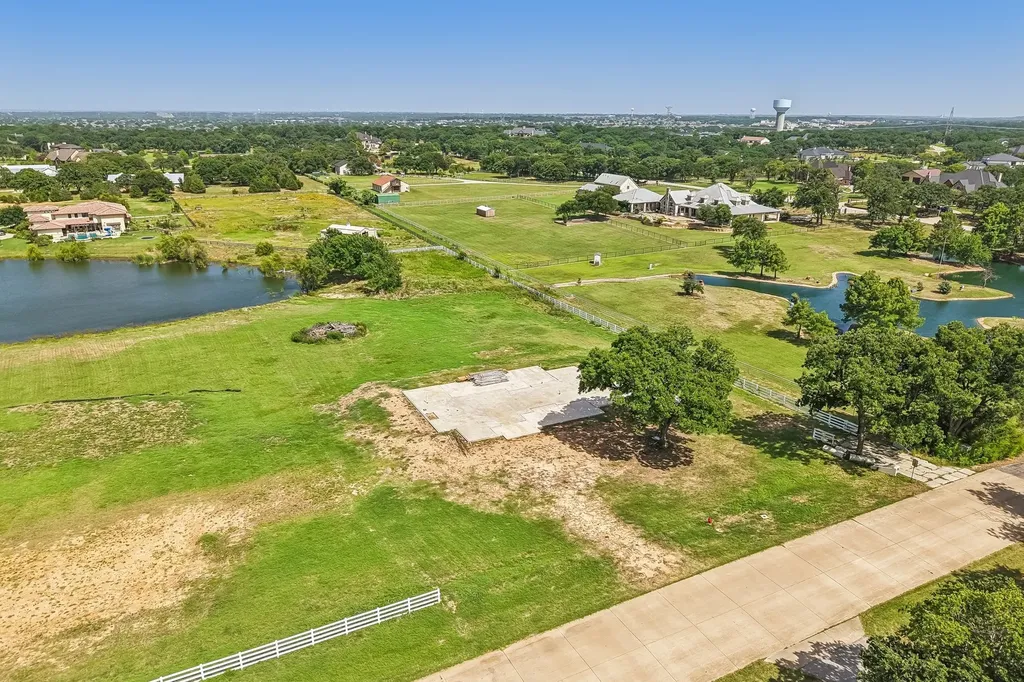 1181 Fox Run Bartonville TX 76226