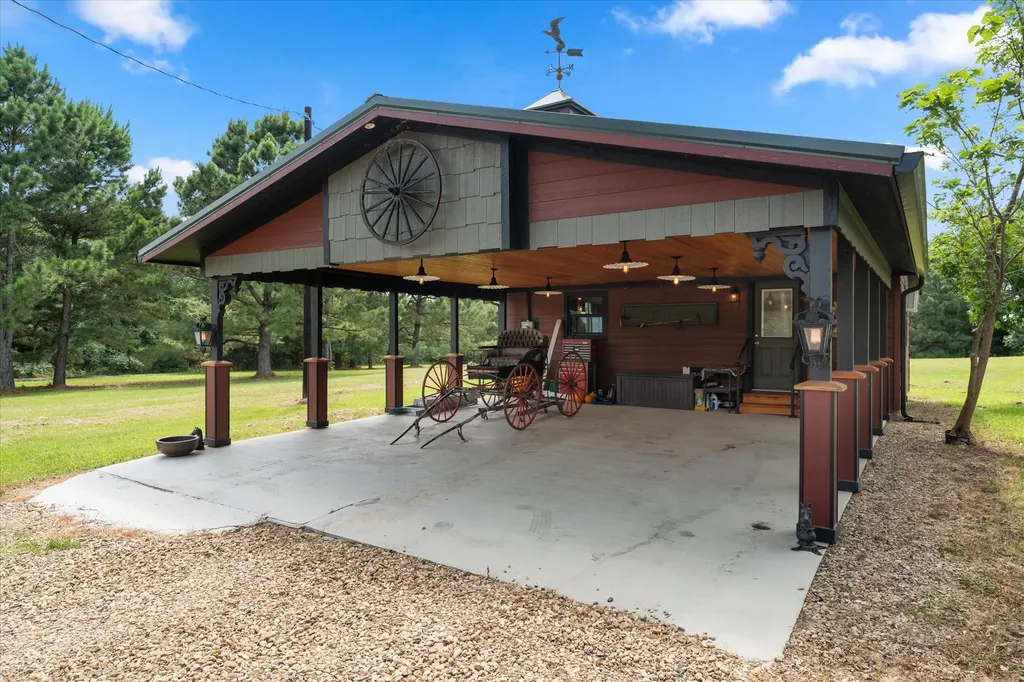 1847 N State Highway 19 Highway Emory TX 75440