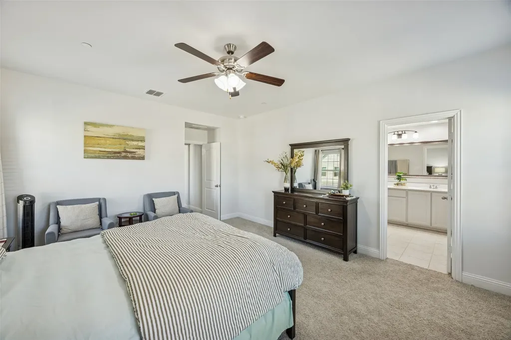 6832 Henry Drive North Richland Hills TX 76180