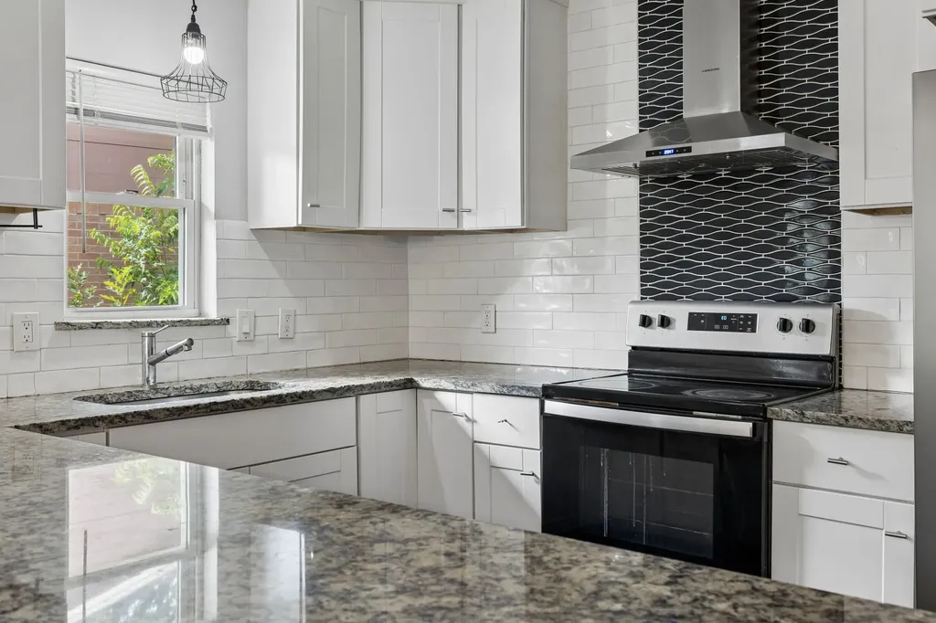 2107 English Drive Garland TX 75041