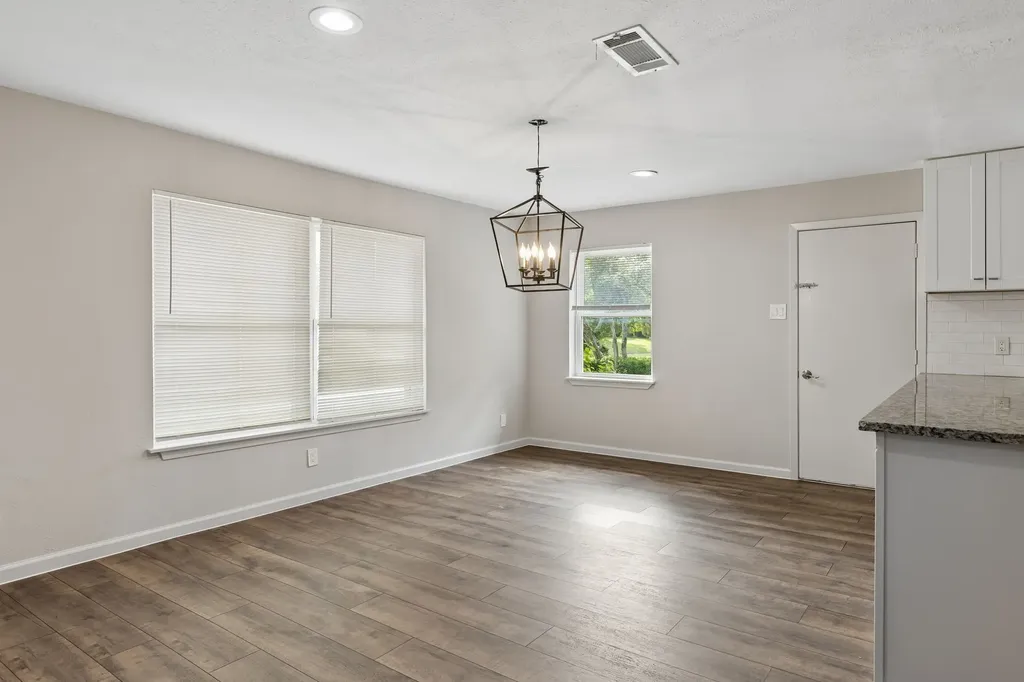 2107 English Drive Garland TX 75041