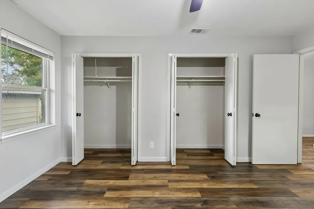 2107 English Drive Garland TX 75041