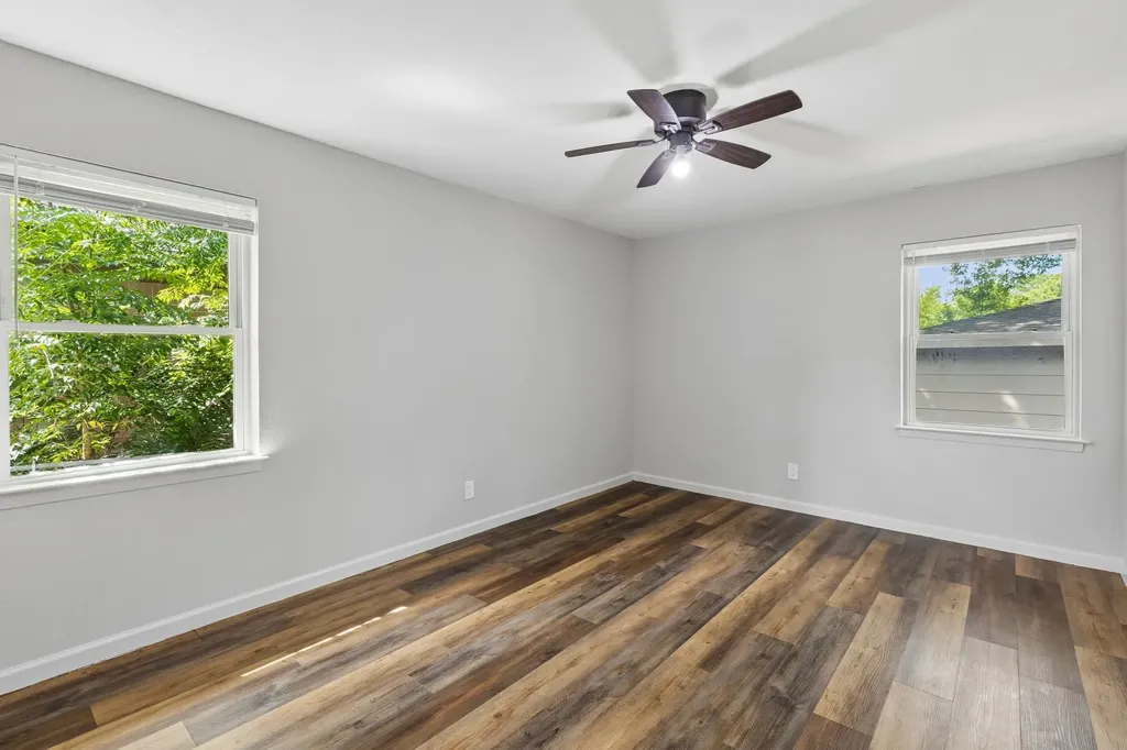 2107 English Drive Garland TX 75041