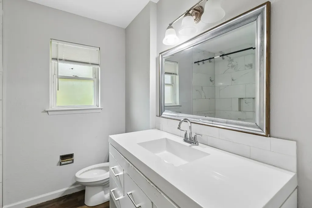 2107 English Drive Garland TX 75041