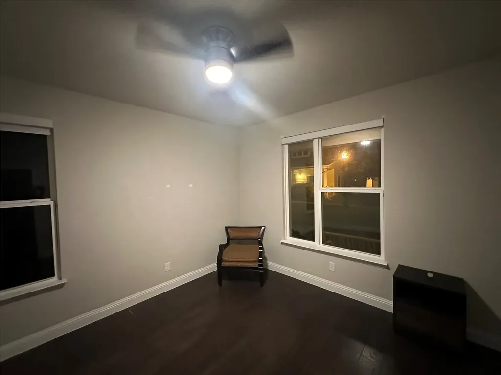 3710 Prague Mews Dallas TX 75236