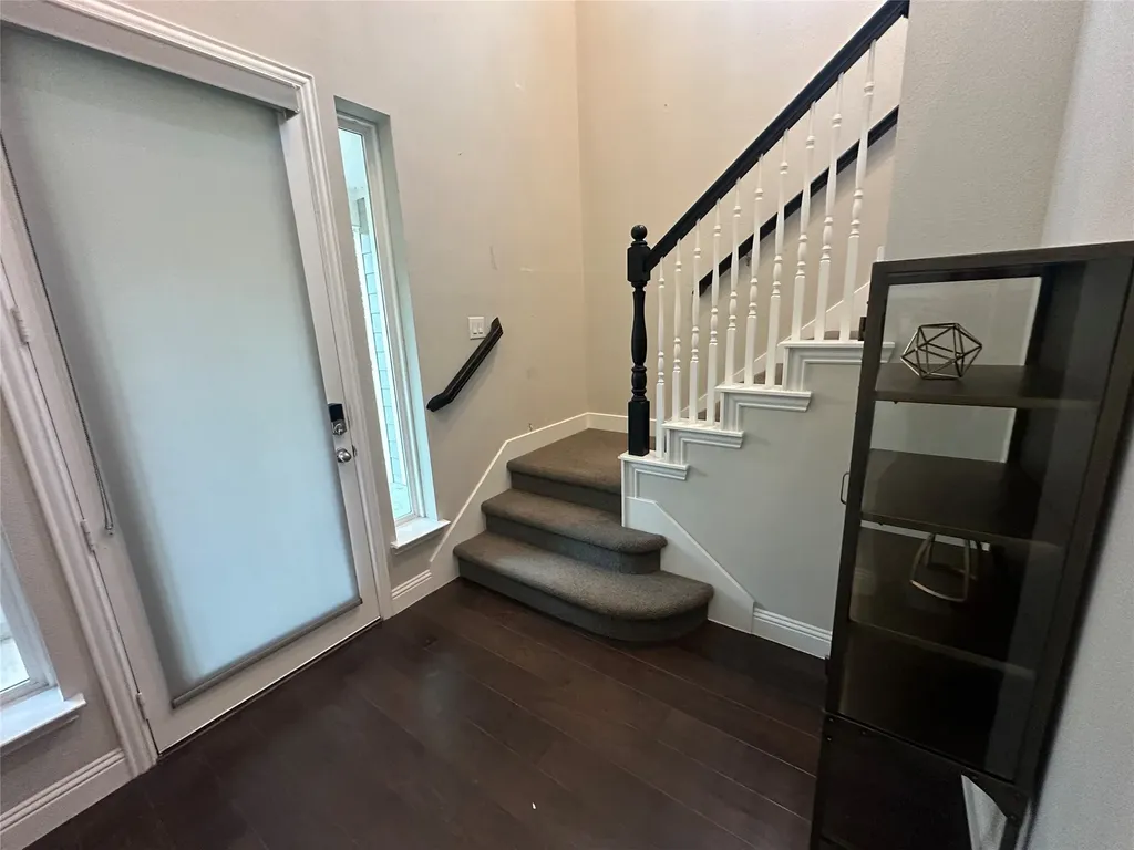 3710 Prague Mews Dallas TX 75236