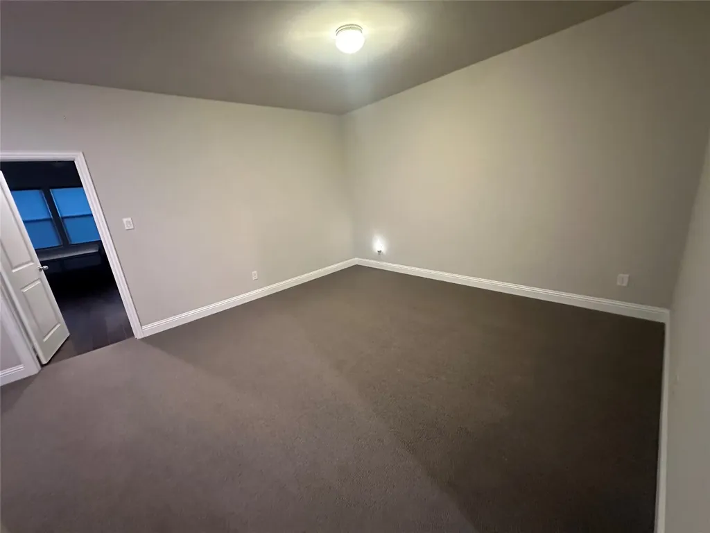 3710 Prague Mews Dallas TX 75236
