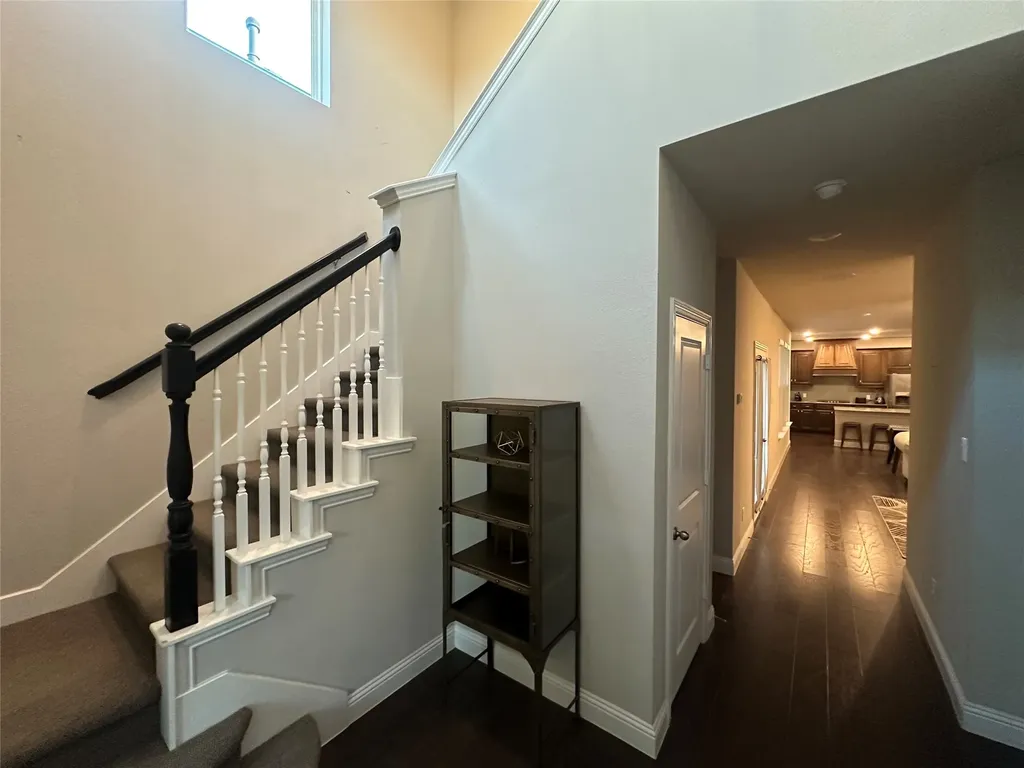 3710 Prague Mews Dallas TX 75236