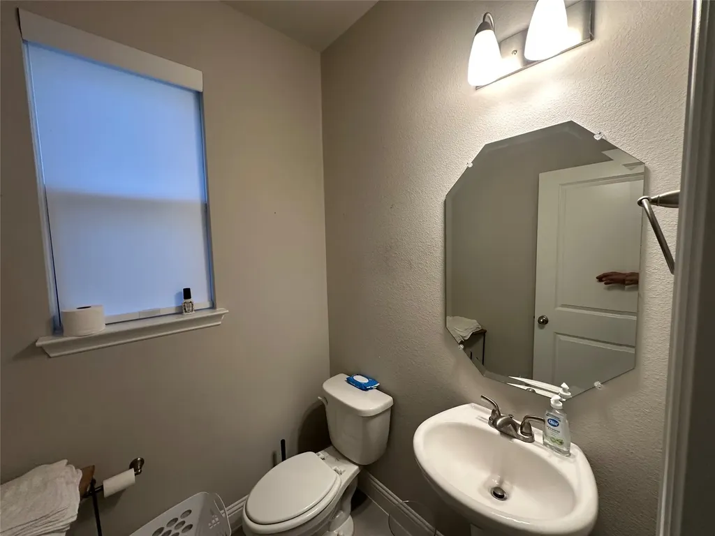 3710 Prague Mews Dallas TX 75236