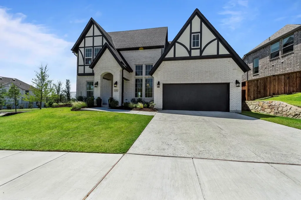 1725 Crested Ridge Road Fort Worth TX 76008