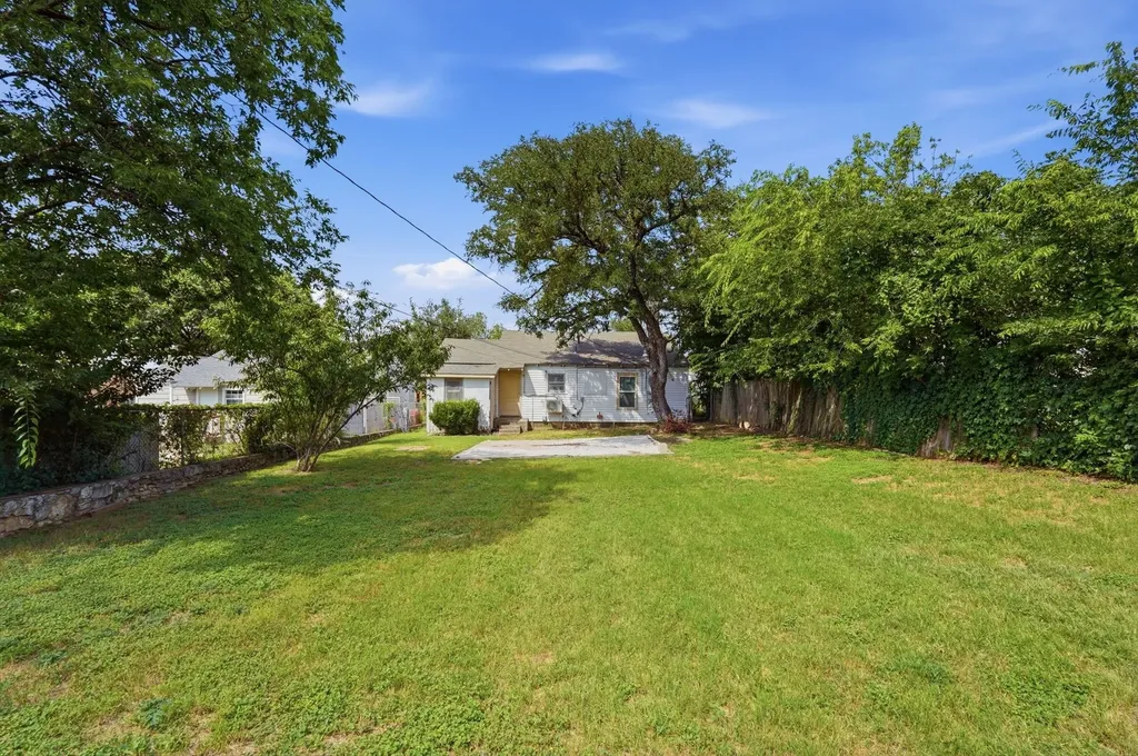 2713 35th Street Fort Worth TX 76106