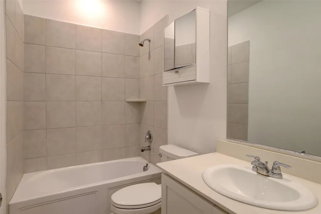5236 Mountain Top Trail Fort Worth TX 76036