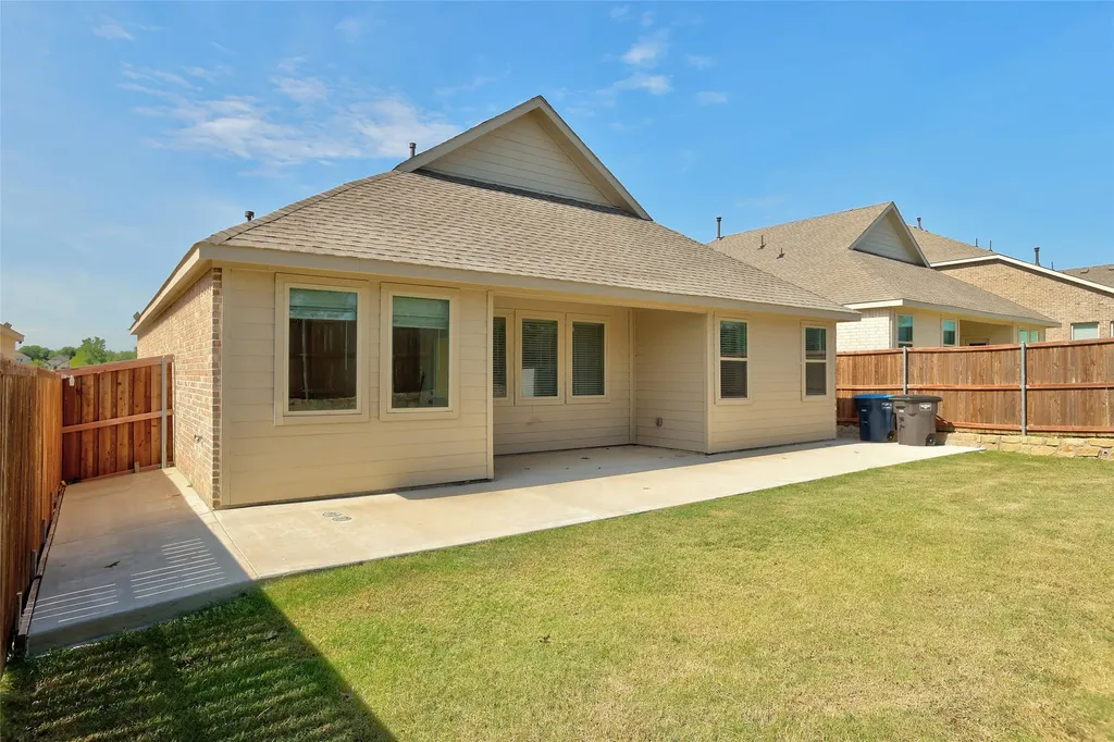 5236 Mountain Top Trail Fort Worth TX 76036