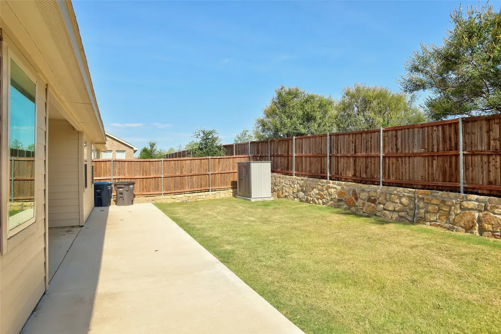 5236 Mountain Top Trail Fort Worth TX 76036
