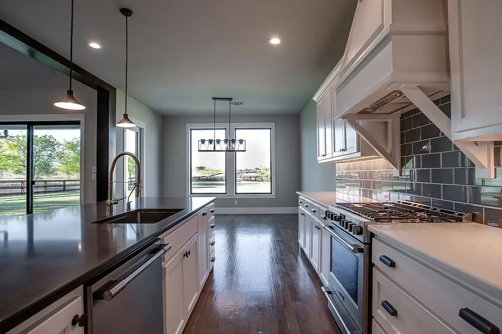 9453 Bluestem Lane Dish TX 76247