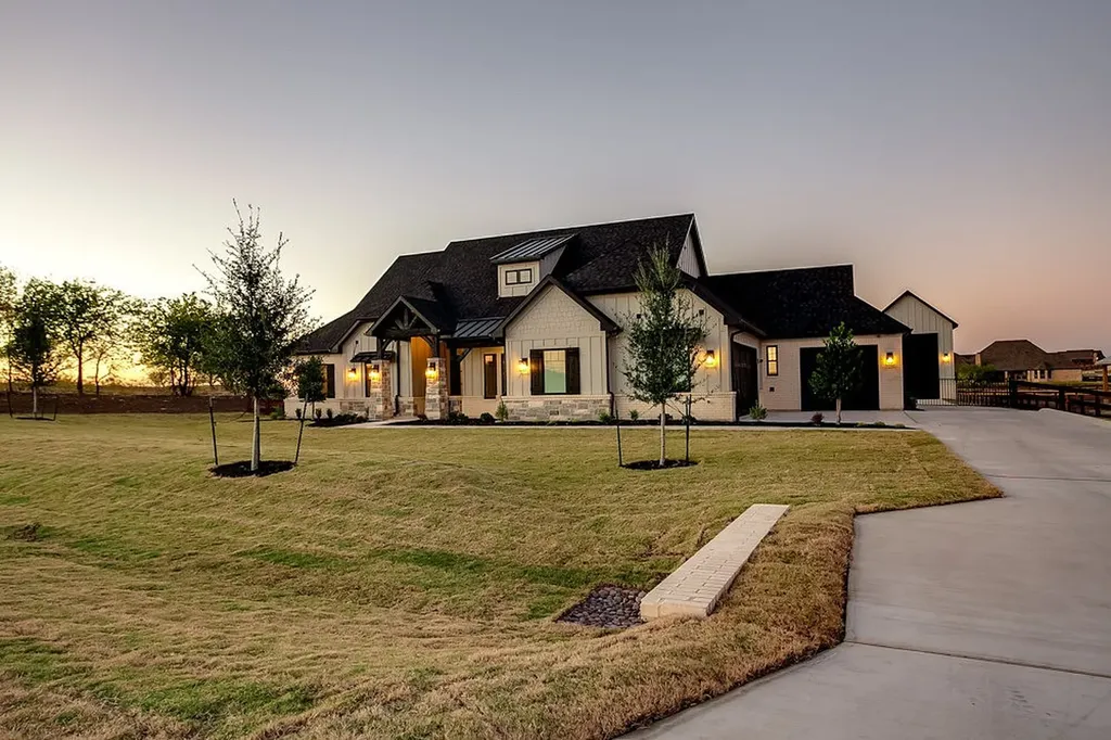 9453 Bluestem Lane Dish TX 76247