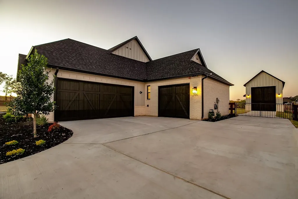 9453 Bluestem Lane Dish TX 76247