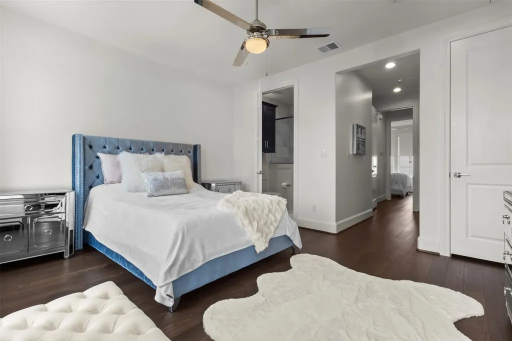 7333 Valley View Lane Dallas TX 75240