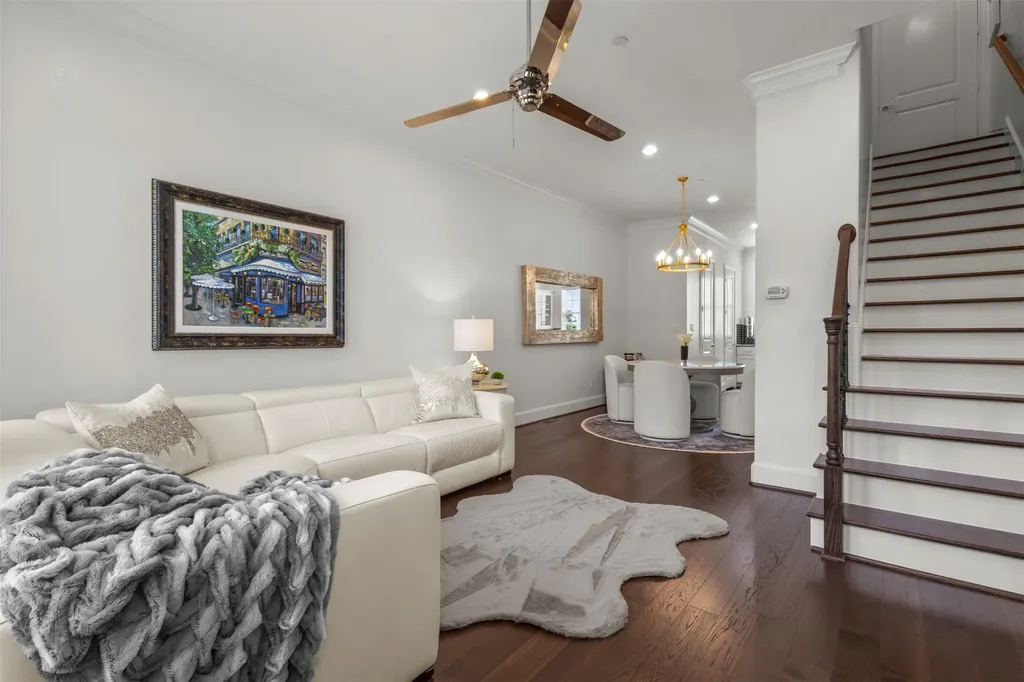 7333 Valley View Lane Dallas TX 75240