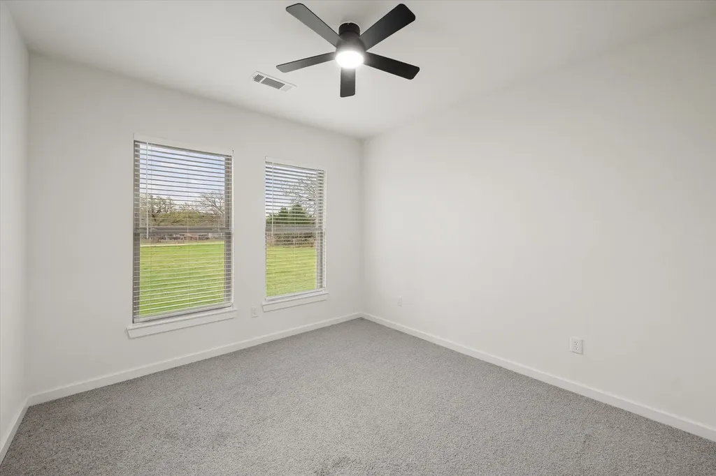 6771 NW County Road 1146 Barry TX 75102