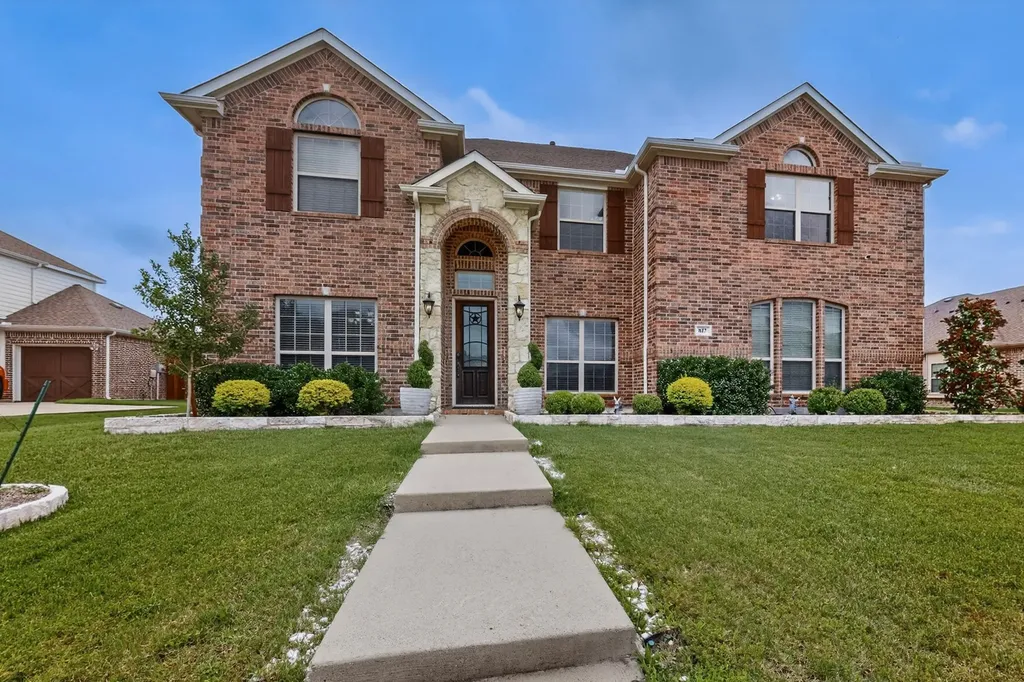 817 Mallard Drive Forney TX 75126